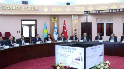 Türkistan’da düzenlenen uluslararası sempozyumda, Karabük Üniversitesi’nin de aralarında bulunduğu 7