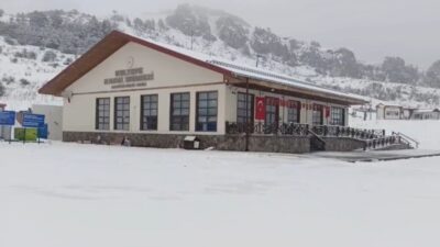 Karabük’ün 2 bin rakımlı Keltepe Kayak Merkezi, nisan ayında etkili