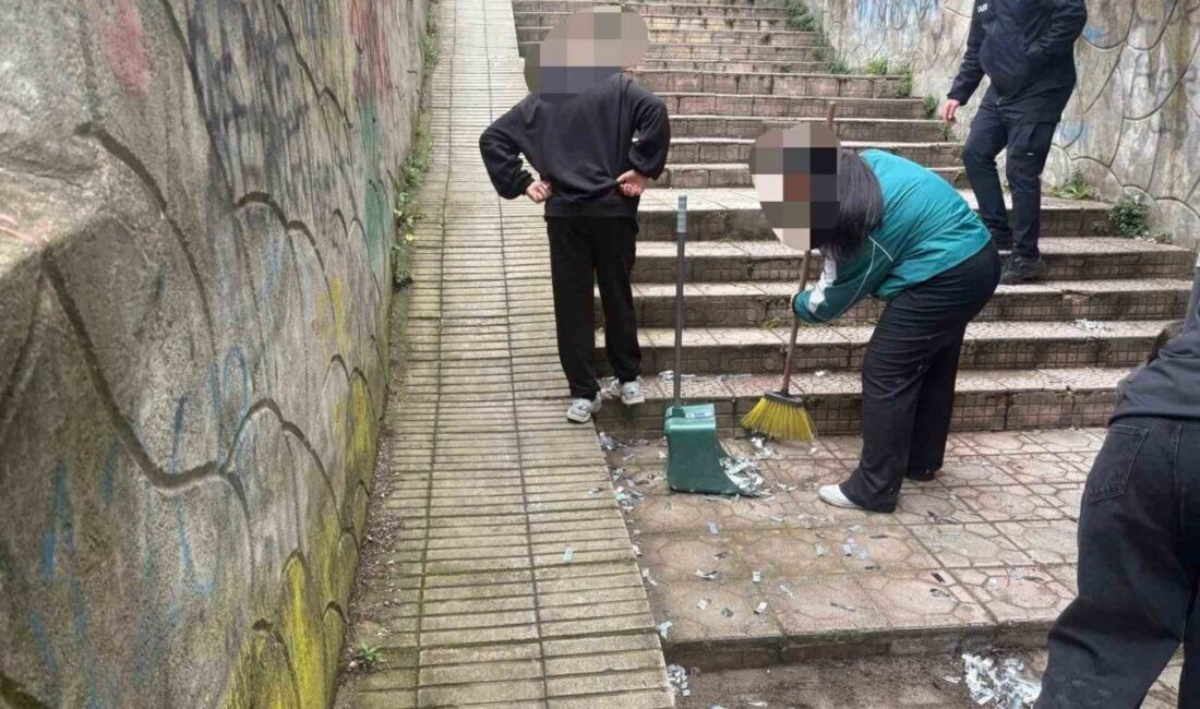 Zonguldak’ın Devrek ilçesinde doğul günü kutlamasında konfeti patlatarak çevreyi kirleten