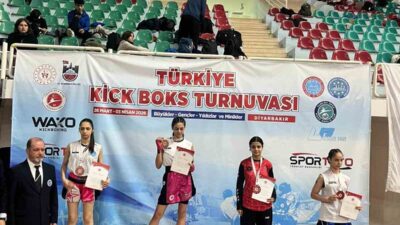 Diyarbakır’da düzenlenen Türkiye Kick Boks Şampiyonası’nda Niğde’yi temsil eden sporcu