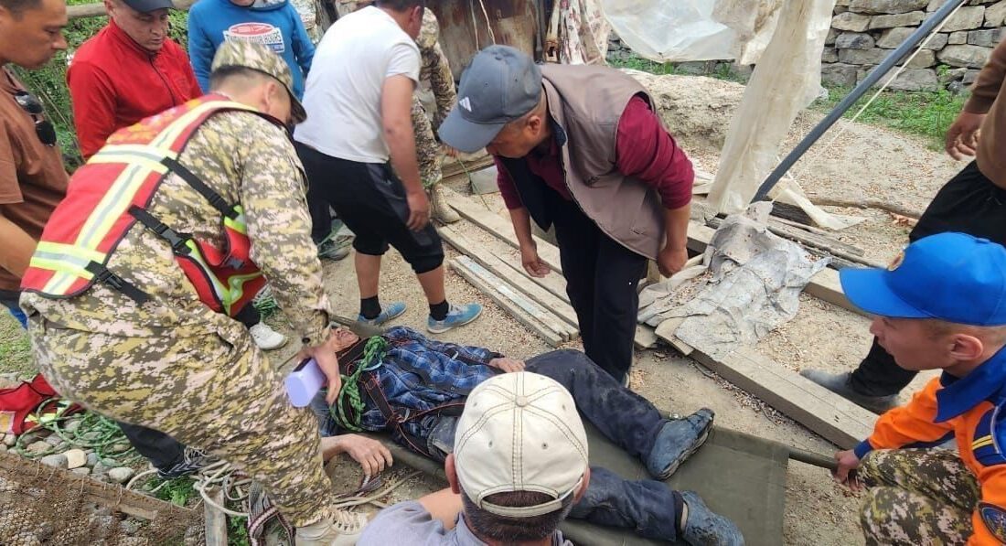Kırgızistan’da 65 yaşındaki adam, indiği 18 metre derinliğindeki kuyuda 16