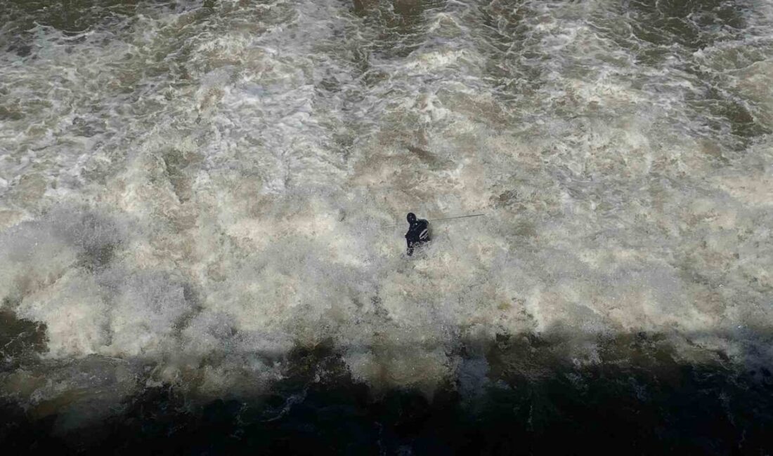 Kırşehir’de 2 gündür kayıp olan Ramazan Karaaslan’ı arama çalışmaları sürüyor.