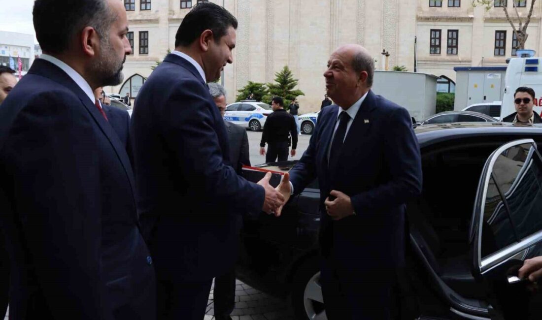 Kuzey Kıbrıs Türk Cumhuriyeti 5. Cumhurbaşkanı Ersin Tatar, bir dizi