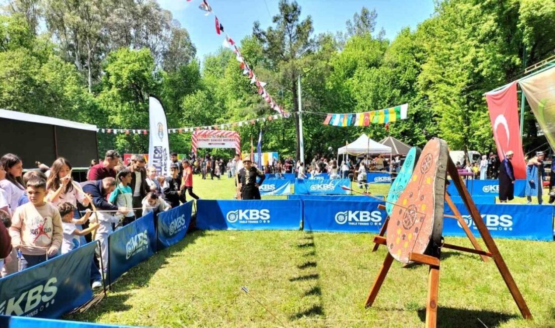 Muğla’nın Köyceğiz ilçesinde vatandaşların geleneksel Türk okçuluğuna olan ilgisi her