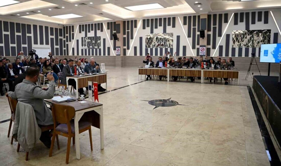 Kuşadası Belediye Meclisi Nisan ayı olağan toplantısı Pera Düğün, Organizasyon