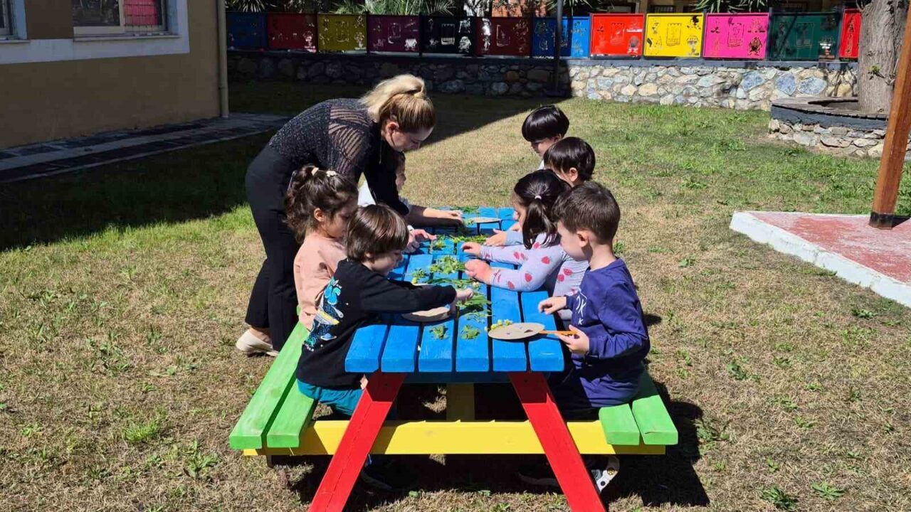 Kuşadası Belediyesi bünyesinde faaliyet gösteren Çocuk Gelişim Merkezi, geleceğin teminatı