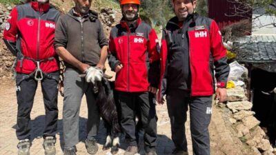 Antalya’nın Gündoğmuş ilçesine bağlı Kayabükü Mahallesi’nde yaklaşık bir haftadır mahsur