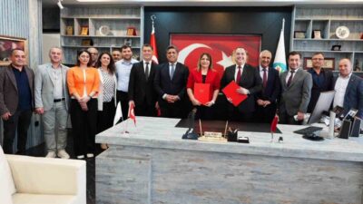 Manisa Büyükşehir Belediye Başkanı Besim Dutlulu, DİSK/Genel-İş Sendikası ile imzalanan