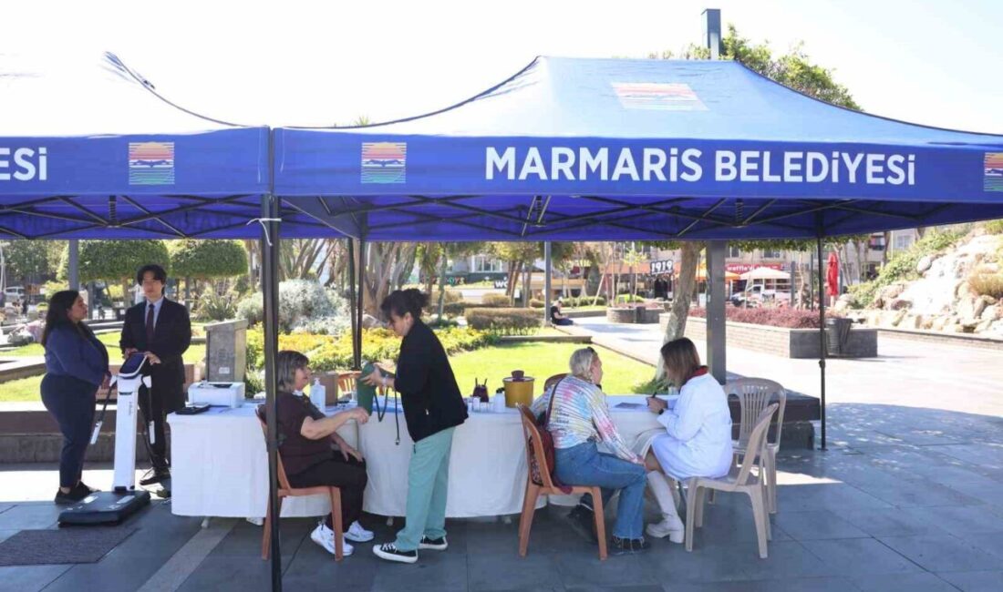 Marmaris Belediyesi’nin düzenlediği ’Sağlıklı Yaş Alma’ etkinliğinde 30 yaş üstü