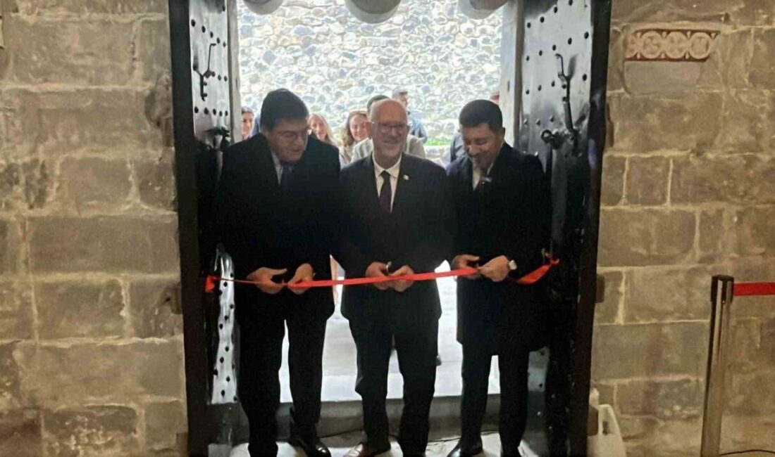 Meksika Büyükelçiliği ile Nevşehir Belediyesi iş birliğinde düzenlenen “Meksika Kültürel