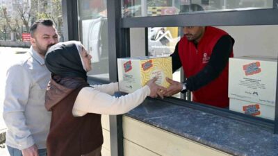 Mersin Büyükşehir Belediyesi, fenilketonüri hastalarına yönelik gıda kolisi desteğini sürdürerek,
