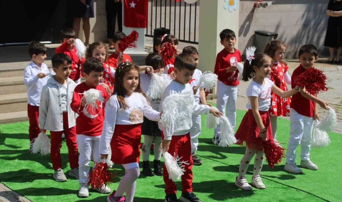 Aydın’ın Efeler ilçesinde bulunan Şehit Polis Demet Sezen Anaokulu öğrencileri