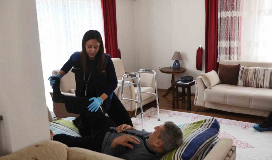Muğla Büyükşehir Belediyesi, evde sağlık hizmetleri kapsamında fizyoterapi desteğini sürdürerek