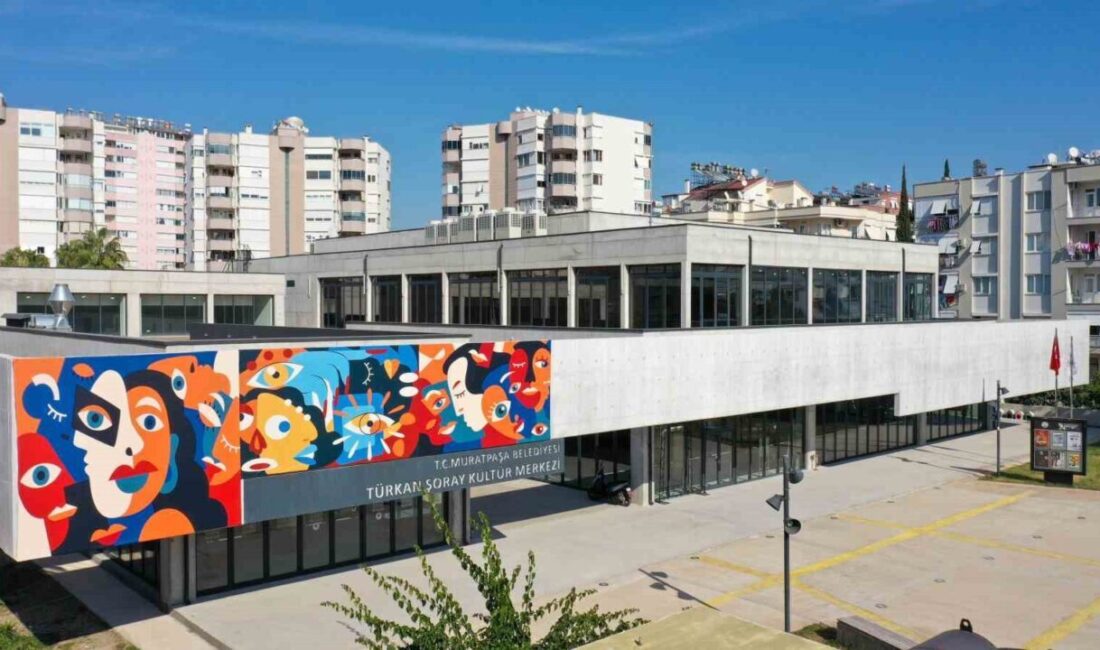 Muratpaşa Belediyesi, sanatseverleri edebiyat ve müziğin buluştuğu özel etkinlikte bir