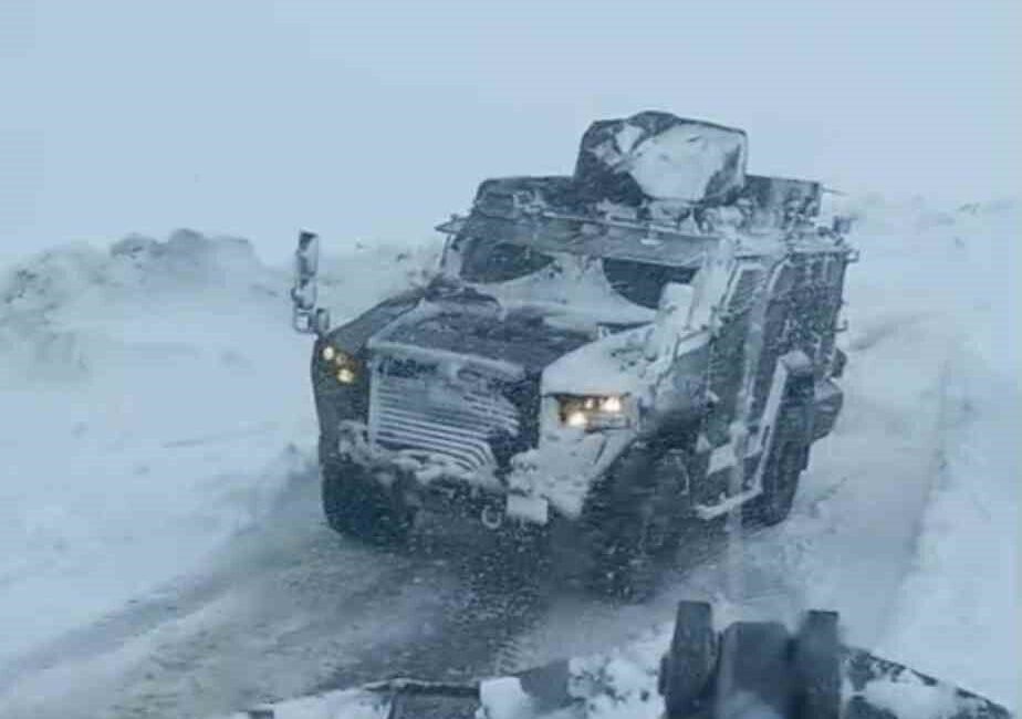 Muş’ta yüksek kesimlerde etkisini artıran yoğun kar yağışı nedeniyle 20