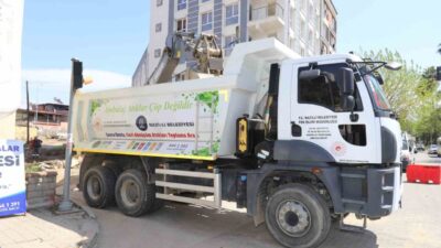 Nazilli Belediyesi Fen İşleri Müdürlüğü ekipleri, Çapahasan Mahallesi 381 Sokak’ta