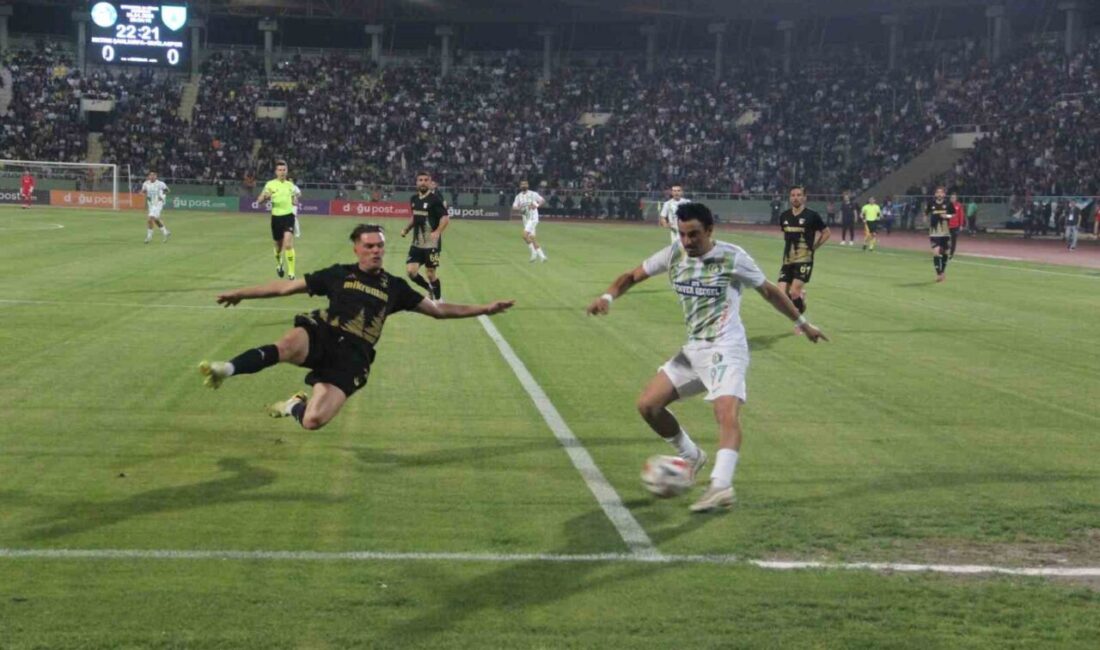 Nesine 2. Lig Beyaz Lig play-off mücadelesinin ilk karşılaşmasında Şanlıurfaspor