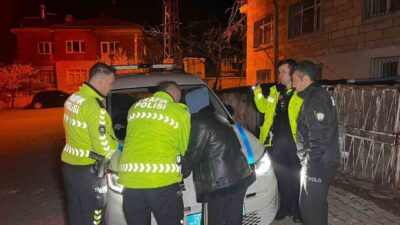 Nevşehir’de meydana gelen maddi hasarlı trafik kazasının ardından yaşananlar dikkat