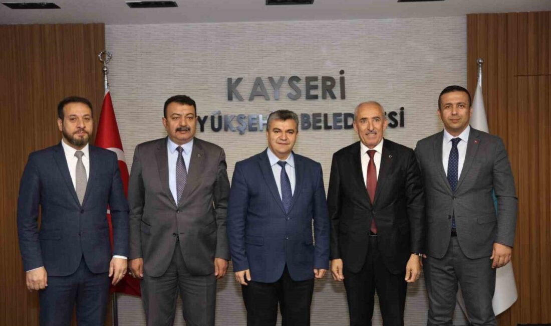 Şehrin en büyük sivil toplum kuruluşu olan Kayseri Esnaf ve