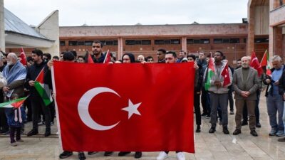 Ondokuz Mayıs Üniversitesi (OMÜ) öğrenci toplulukları tarafından, Filistin’de yaşanan insani