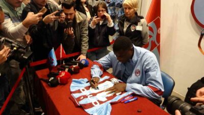Trabzonspor’un Nijeryalı golcüsü Paul Onuachu, takım olarak başarılı bir sezon