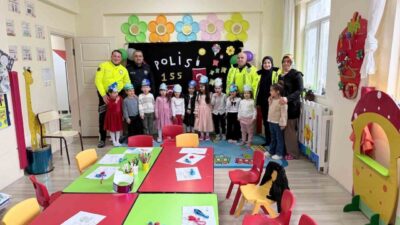 Alaca İlçe Emniyet Müdürlüğü Trafik Büro Amirliği ekipleri Polis Haftası