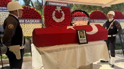 İzmir’de meydana gelen trafik kazasında görev başındayken şehit düşen 34