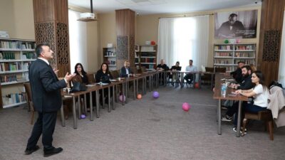 Şehzadeler Belediyesi, personelin kurumsal kapasitesini artırmak ve ulusal ile uluslararası