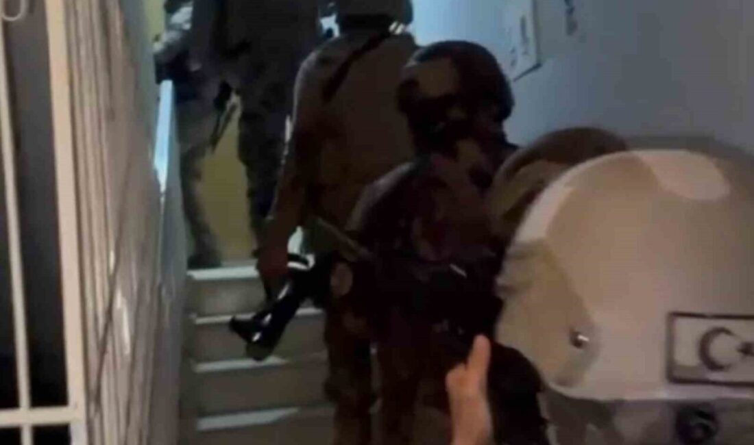 Hatay’da polis ekipleri tarafından gerçekleştirilen operasyonda yakalanan 4 DEAŞ terör
