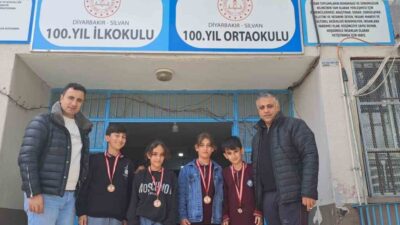 Diyarbakır’ın Silvan İlçesinde 100. Yıl İlk ve Ortaokulu’nda Kızılay tarafından