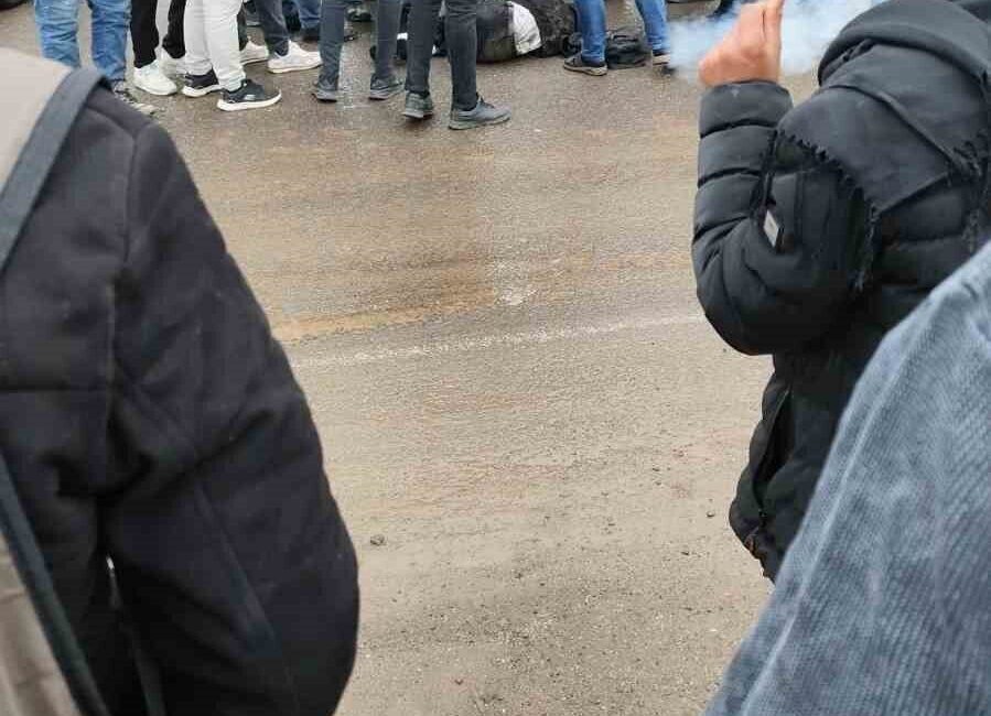 Şanlıurfa’nın Siverek ilçesinde otomobilin çarptığı 14 yaşındaki kız çocuğu ağır