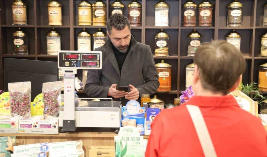 KIRŞEHİR (İHA) – Kırşehir’de aktarlar, baharda havaların soğuk seyretmesiyle birlikte