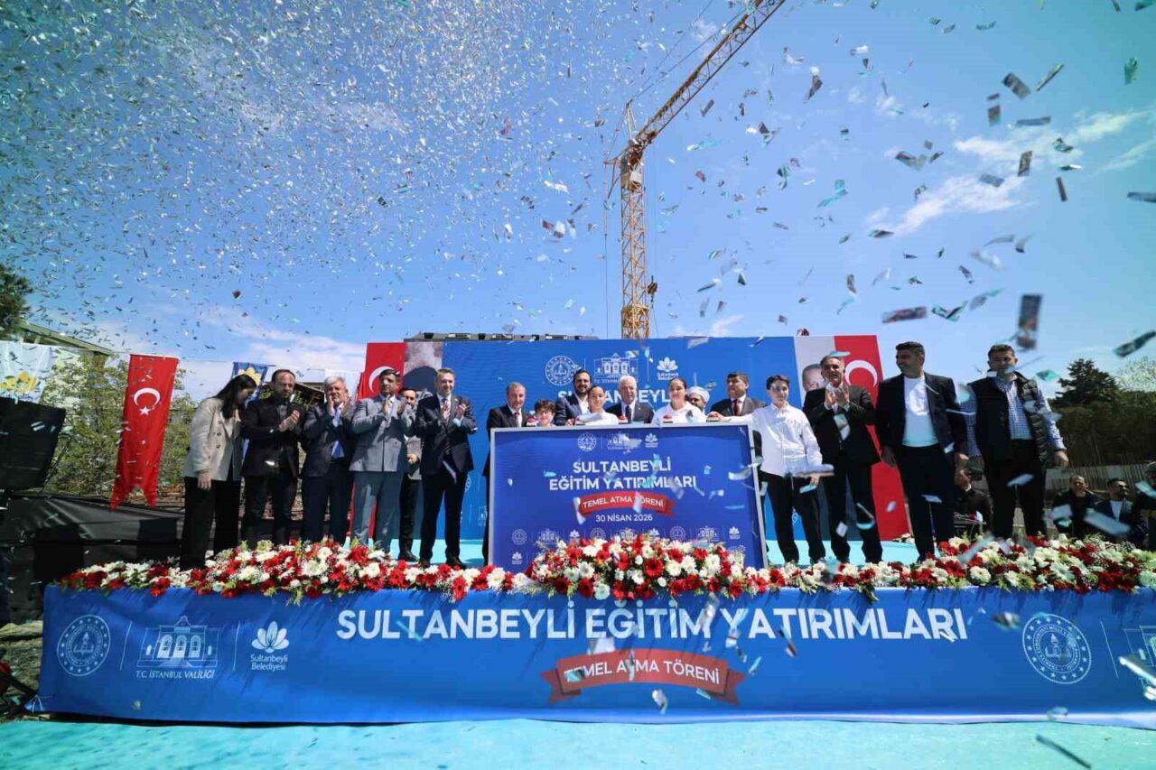 Sultanbeyli’de eğitim yatırımları kapsamında ilçeye kazandırılacak 3 yeni okulun temel
