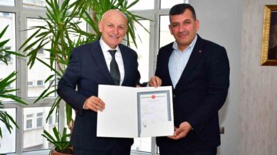 Terme Şoförler ve Otomobilciler Esnaf Odasına modern bir hizmet binası