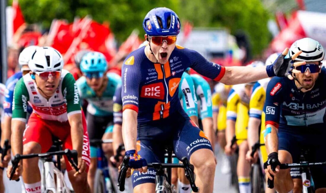 61. Cumhurbaşkanlığı Türkiye Bisiklet Turu’nun 180.7 kilometrelik Patara-Kemer etabını Team