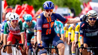 61. Cumhurbaşkanlığı Türkiye Bisiklet Turu’nun 180.7 kilometrelik Patara-Kemer etabını Team