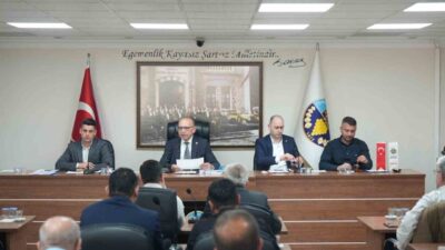 Turgutlu Belediye Başkanı Çetin Akın, 2025 yılı bütçe gelirlerinin 1