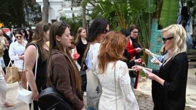 Ukrayna’dan gelen 100 seyahat acentesi yetkilisi, Kemer’de turistik tesisleri ziyaret