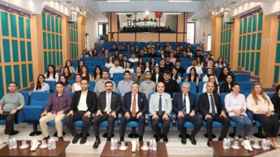 Denizlili üniversite öğrencileri Denizli Organize Sanayi Bölgesi Müdürlüğü’nü ziyaret ederek