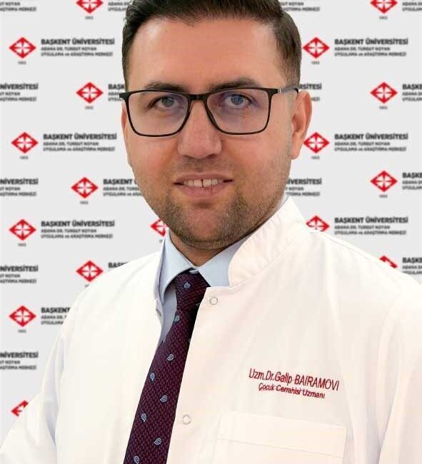 Cerrahisi Ana Bilim Dalı Uzman Dr. Galib Baıramovı, hipospadias ameliyatında