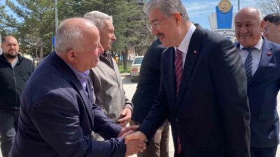 Eskişehir Valisi Dr. Erdinç Yılmaz, Alpu ilçesinde gerçekleştirdiği ziyaretler kapsamında