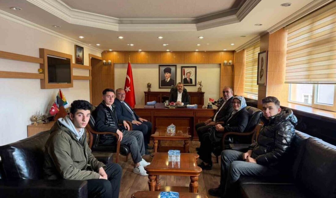 Samsun’un Vezirköprü ilçesinde eğitim gören öğrenciler, Erasmus kapsamında Viyana’da staj