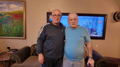 Samsun’un Bafra ilçesinde çocuk yaşta birbirinden ayrılan 2 arkadaş, yaklaşık