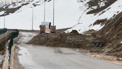 HAKKARİ (İHA) – Hakkari’nin Yüksekova ilçesinde etkili olan yoğun yağışların