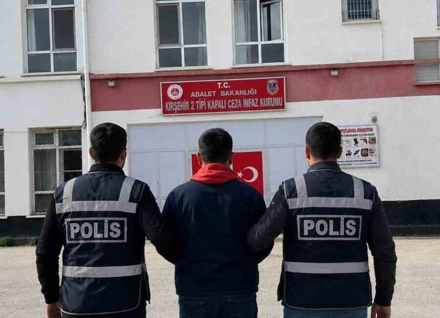 Kırşehir Emniyet Müdürlüğü tarafından yapılan çalışmalarda 10 farklı dosyadan aranan