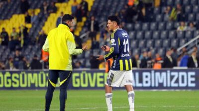 Fenerbahçe’nin Meksikalı orta sahası Edson Alvarez, 11 maç sonra forma
