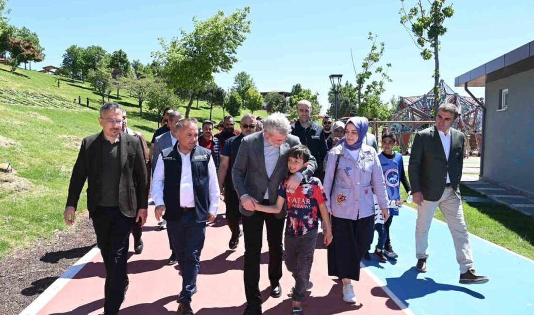 Kahramanmaraş’ta modern spor alanları, sosyal donatıları ve yenileme işlemleri tamamlanan