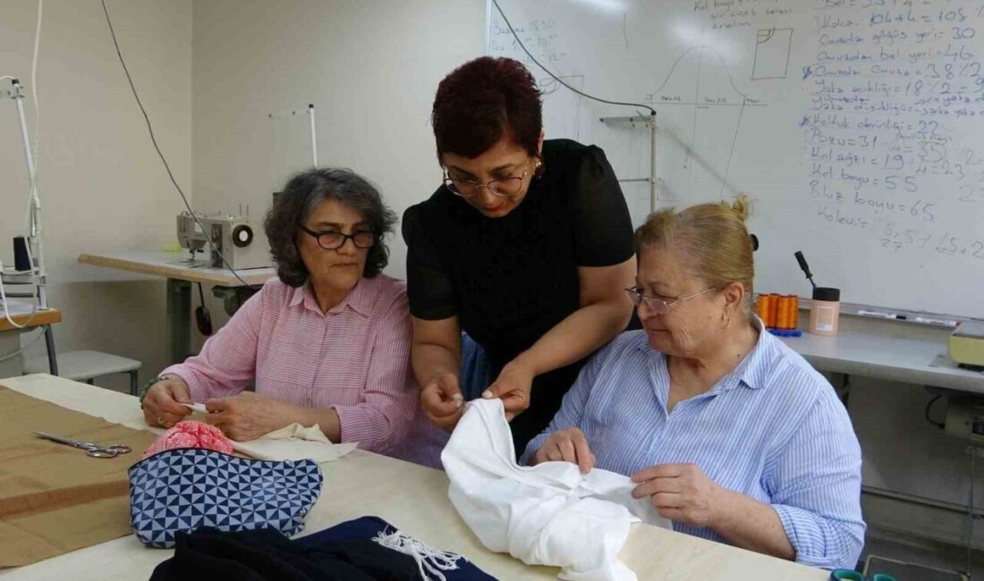 Mersin’de öğretmenlik hayalinden vazgeçmeyen 42 yaşındaki Münevver Akkeçeci, 20’nci kez