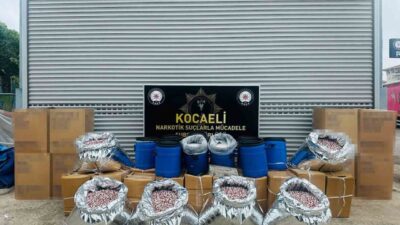 Kocaeli’nin Darıca ilçesinde polis ekiplerince bir iş yerine düzenlenen operasyonda,