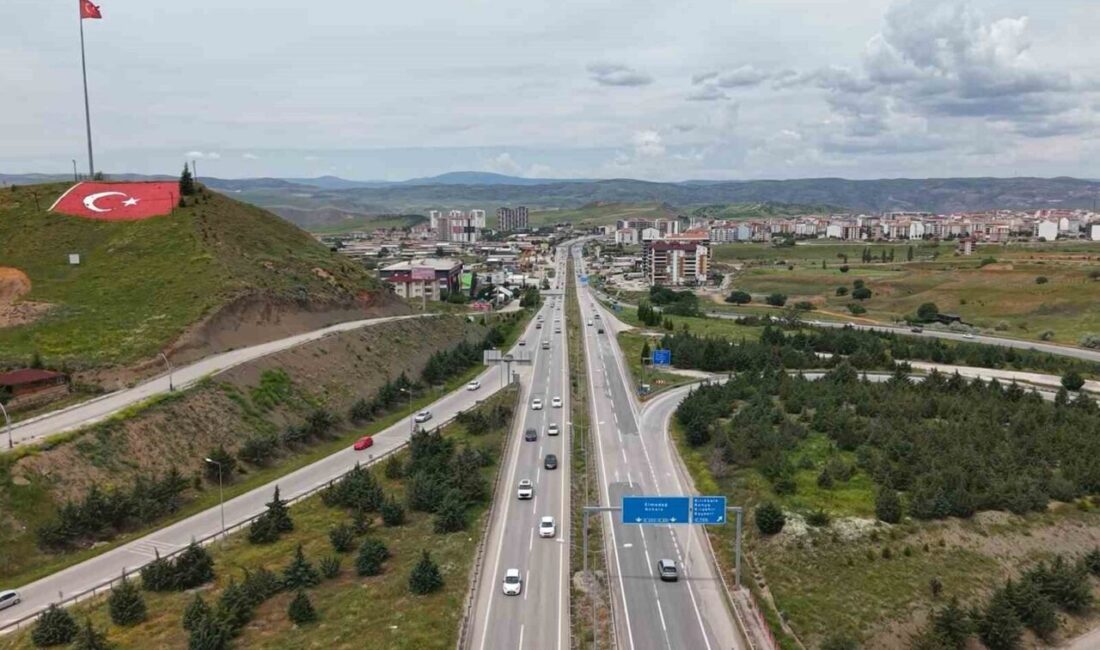 Kurban Bayramı’nın ikinci gününde, 43 ilin bağlantı noktasında bulunan “kilit